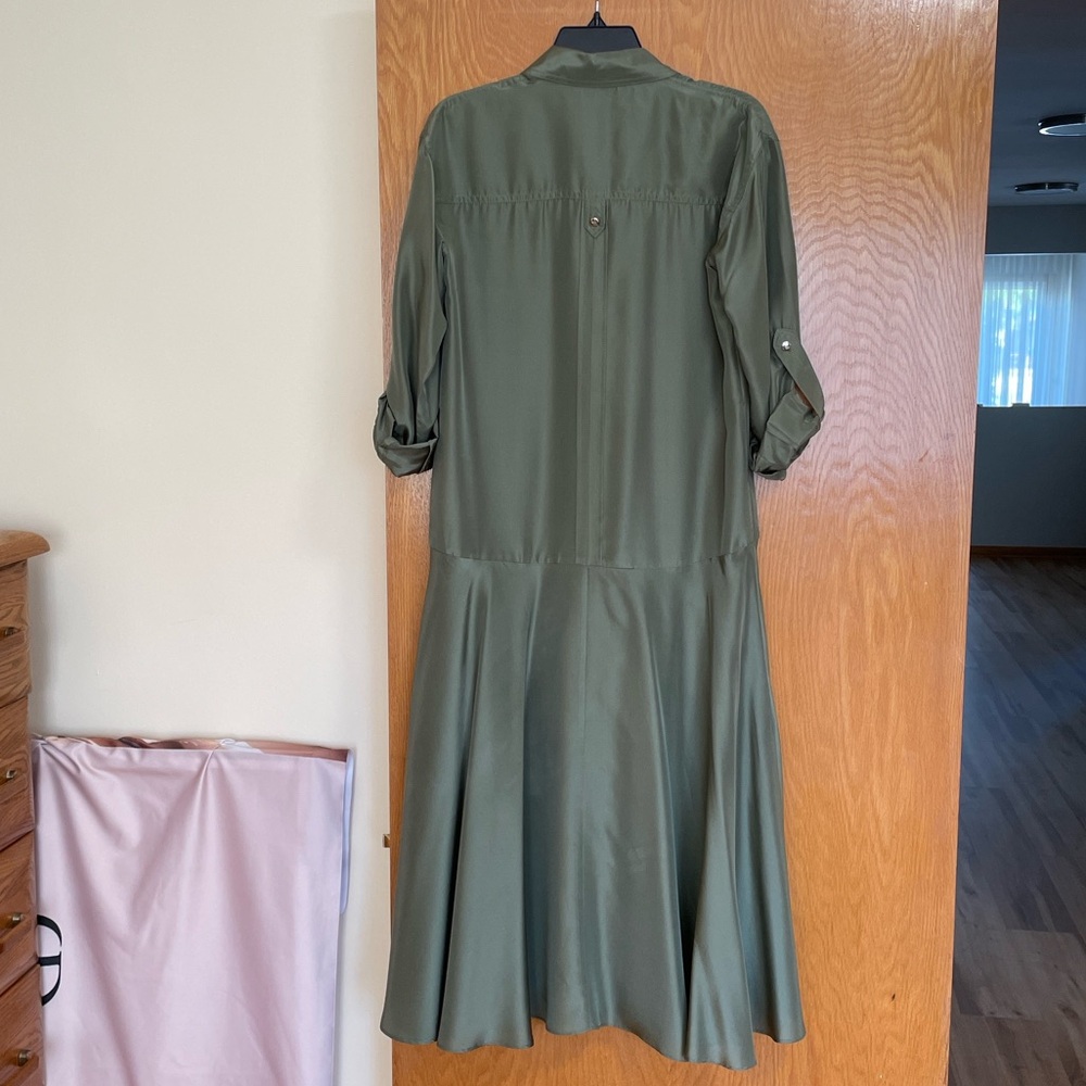 Veronica Beard Camille Green Utility Silk Dress - Picture 5 of 16